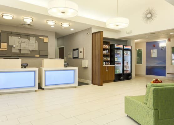 Holiday Inn Express ROCHESTER NE - IRONDEQUOIT by IHG 1