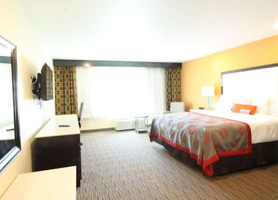 Ramada by Wyndham Culver City 1