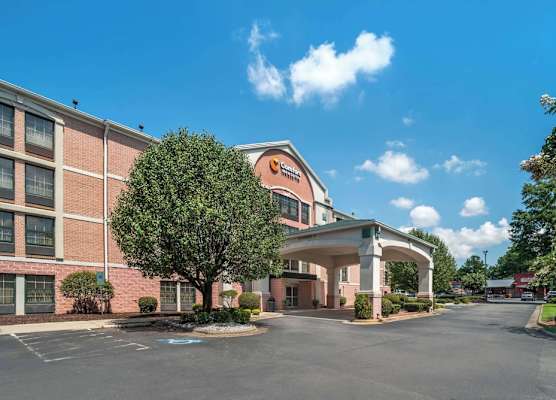 Comfort Inn & Suites Lake Norman 1