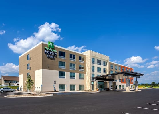 Holiday Inn Express & Suite Milroy - Reedsville By IHG 1