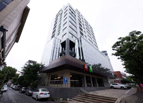 Ibis Styles Suzhou Sports Center Hotel 1