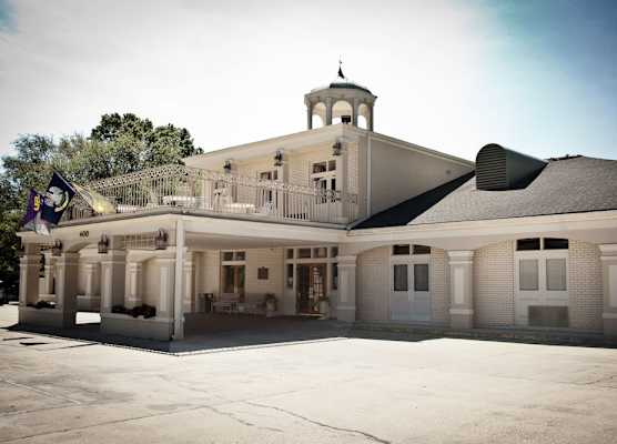 Carmel Inn & Suites 1
