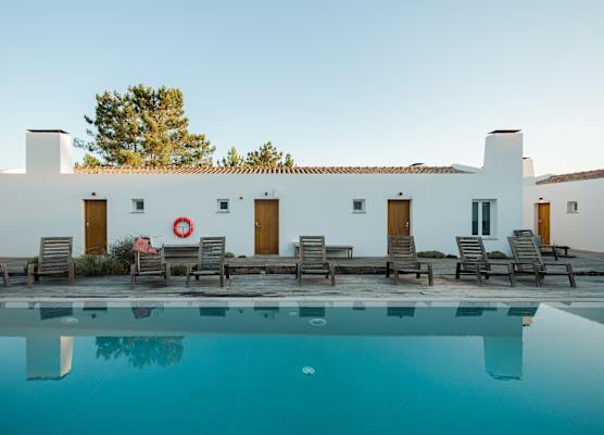 Craveiral Farmhouse By Belong Staying & Feeling 1