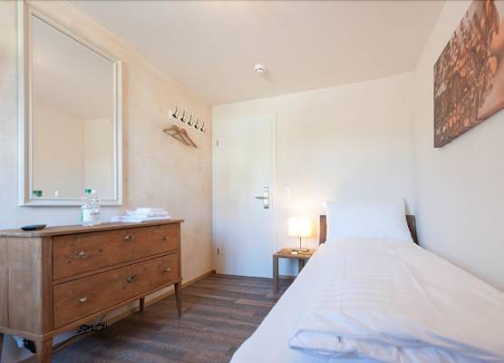 Hotel Kaiserstuhl 1