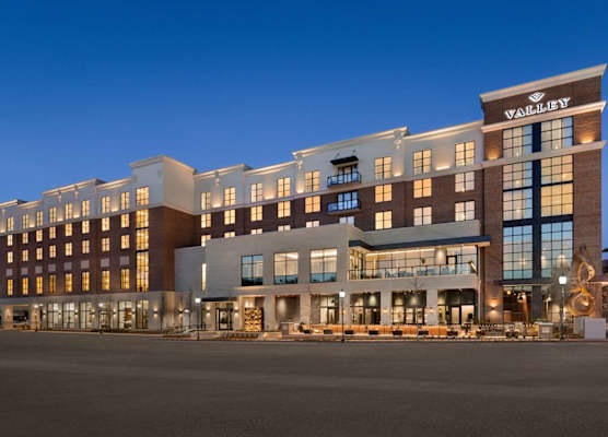 Valley Hotel Homewood Birmingham - Curio Collection By Hilton 1
