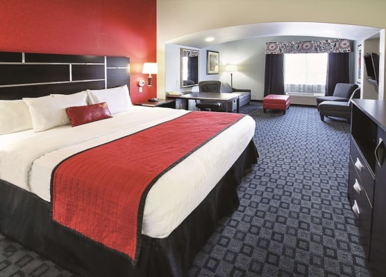 La Quinta Inn & Suites by Wyndham South Dallas - Hutchins 1
