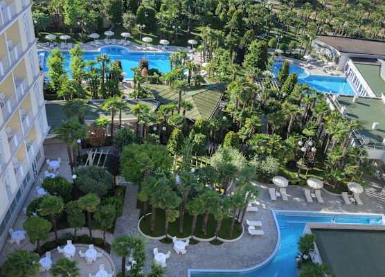 Grand Hotel Trieste & Victoria - Contemporary Thermal Luxury SPA 1