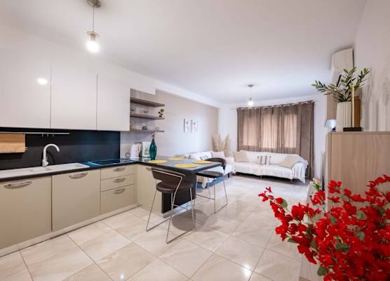Beachfront Sion Sarande Apartment 1