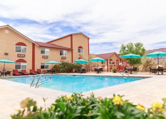 Aarchway Inn 1