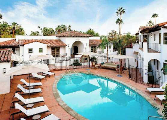 Triada Palm Springs, Autograph Collection 1