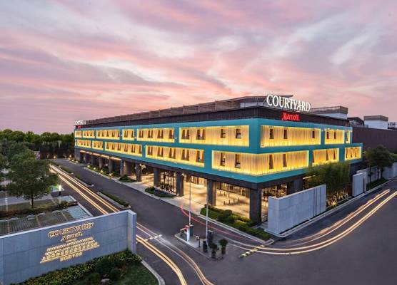 Courtyard by Marriott Shanghai International Tourism and Resorts Zone 1