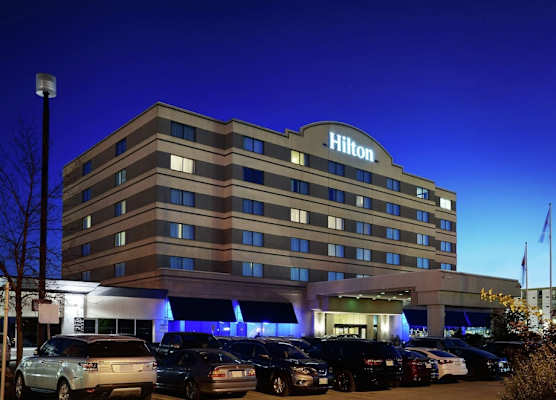 Hilton Winnipeg Airport Suites 1