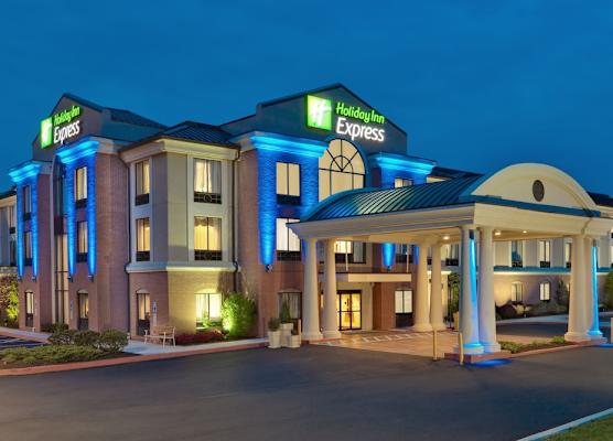 Holiday Inn Express & Suites QUAKERTOWN - ALLENTOWN AREA by IHG 1