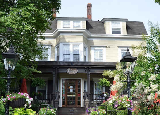 The Peacock Inn, an Ascend Collection Hotel 1