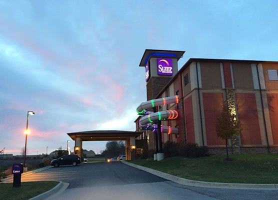 Sleep Inn & Suites Indoor Waterpark 1
