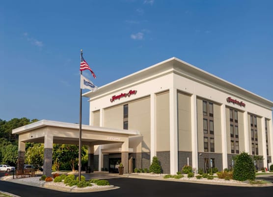 Hampton Inn Goldsboro 1