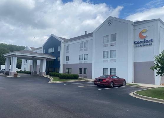 Comfort Inn & Suites Trussville I-59 Exit 141 1