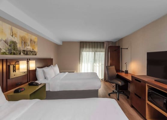 Comfort Inn Newmarket - Aurora 1