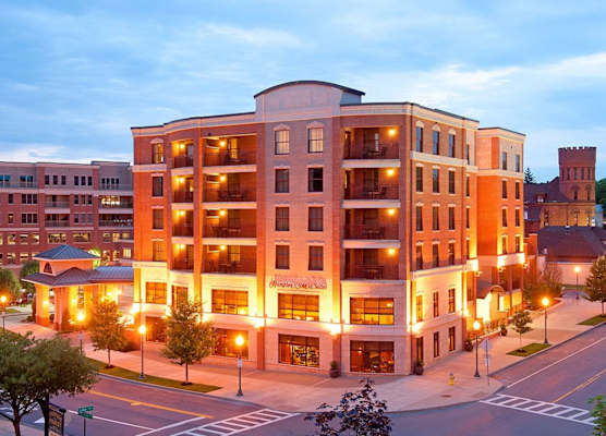 Hampton Inn & Suites Saratoga Springs Downtown 1