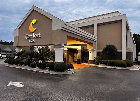 Comfort Inn Darien - North Brunswick 1