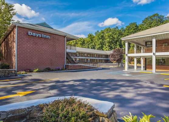 Days Inn by Wyndham Elmsford 1