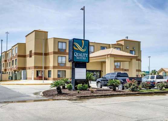 Quality Suites Baton Rouge East - Denham Springs 1