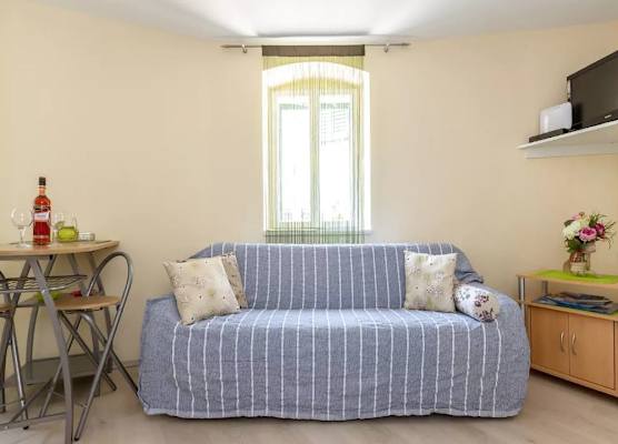 Apartment Bova 1