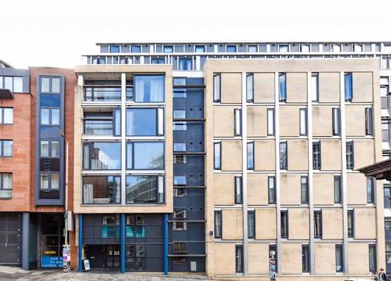Portsburgh Court in Edinburgh 1