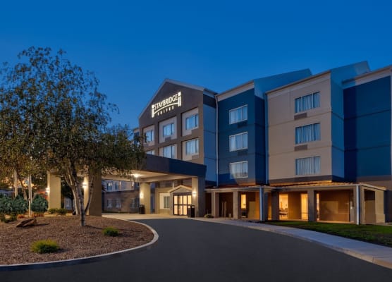 Staybridge Suites PITTSBURGH AIRPORT by IHG 1