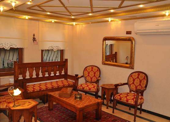 Aruna Hotel 1