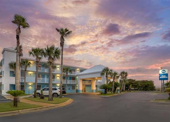 Best Western Navarre Waterfront 1