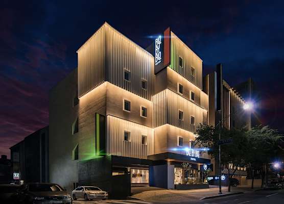 BLO BY BLO HOTEL 1