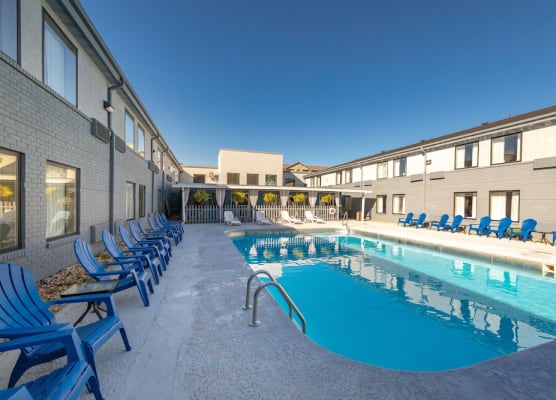 THE BRANSINN Entertainment District 1