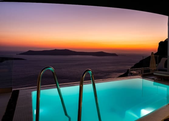 Daydream Luxury Suites 1