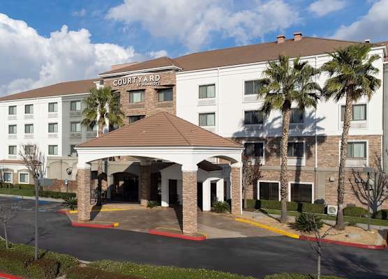 Courtyard by Marriott Ontario Rancho Cucamonga 1