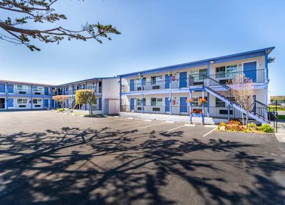 SureStay Hotel by Best Western Seaside Monterey 1