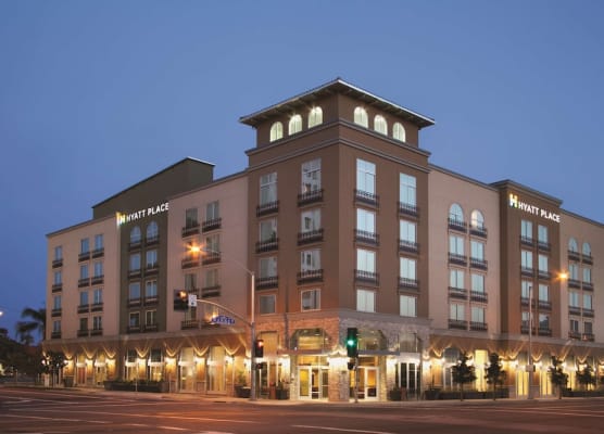 Hyatt Place Riverside Downtown 1
