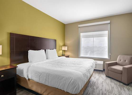 Best Western Plus Chalmette Hotel 1