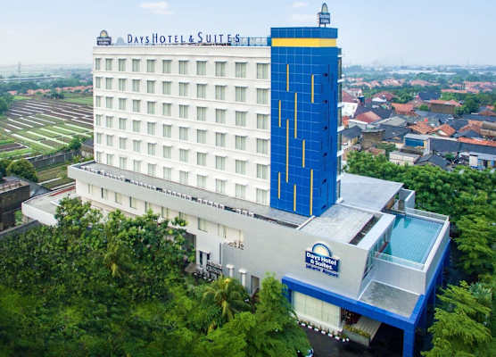 Days Hotel & Suites by Wyndham Jakarta Airport 1