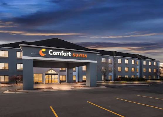 Comfort Suites Stevens Point 1