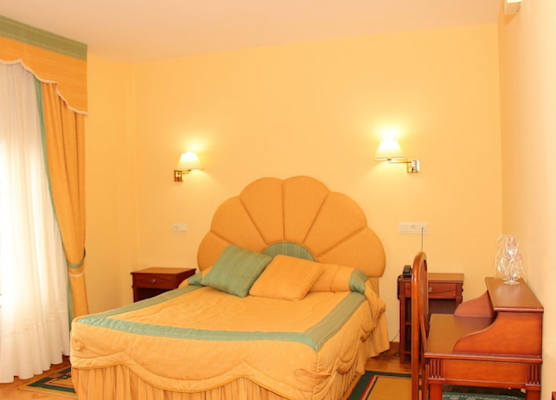 Hotel Avenida III 1