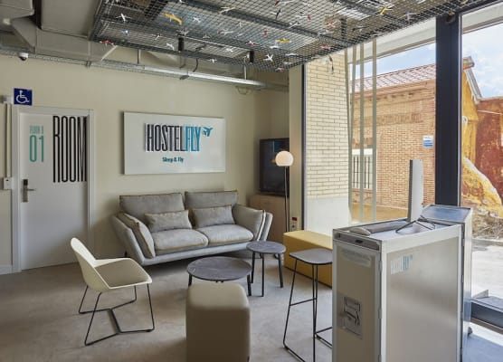 Hostelfly Madrid Airport 1