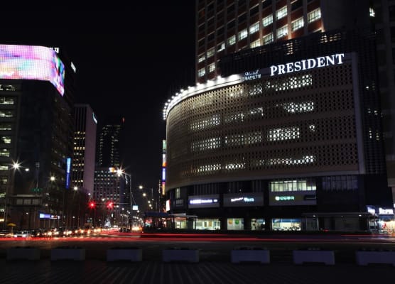 Hotel President 1