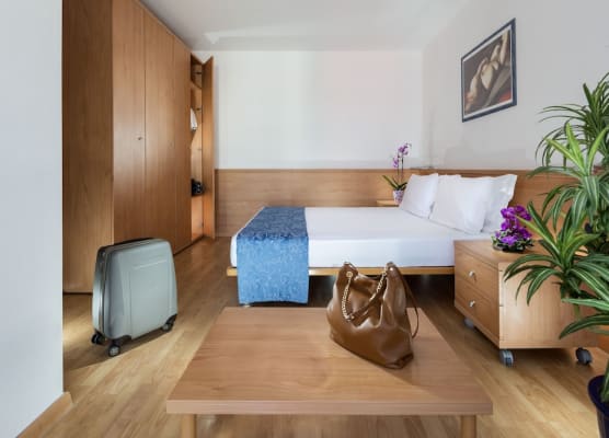 Aparthotel Esperya 1