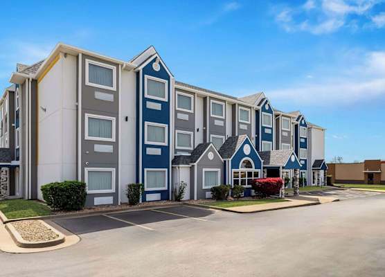 Microtel Inn & Suites by Wyndham Tulsa - Catoosa Route 66 1