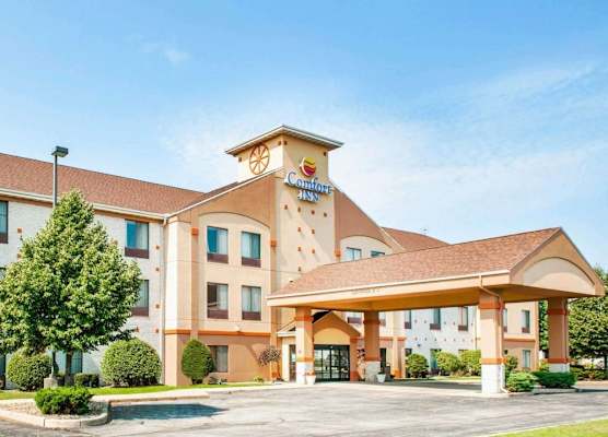 Comfort Inn Goshen 1