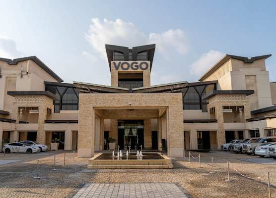VOGO Abu Dhabi Golf Resort & Spa 1