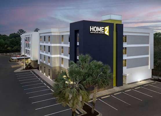 Home2 Suites by Hilton Charleston Airport/Convention Center 1