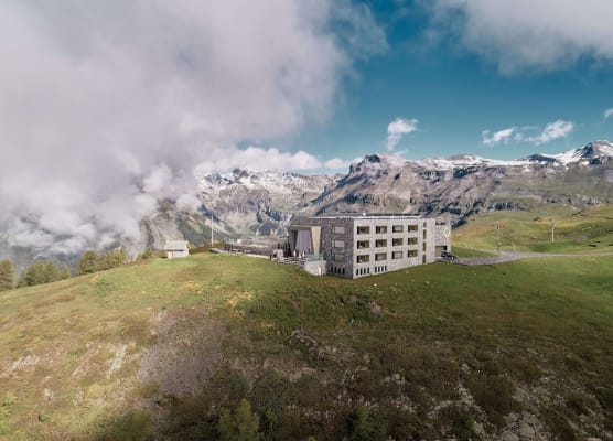 Chetzeron Mountain Hotel 1