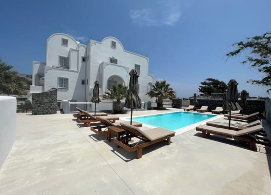 White Lily Suites & Lofts - Adults Only 16 Plus 1